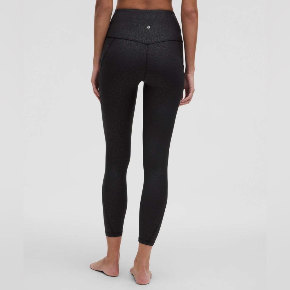 NWT $138 Lululemon Align High-Rise Pant with Pockets 25" Ripple Emboss Black - Picture 2 of 6